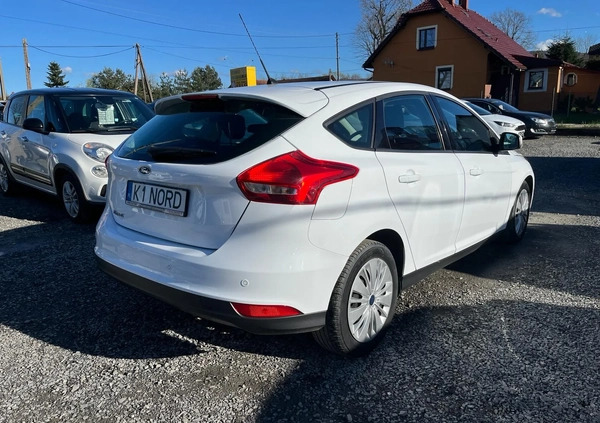 Ford Focus cena 28700 przebieg: 217830, rok produkcji 2014 z Sulechów małe 352